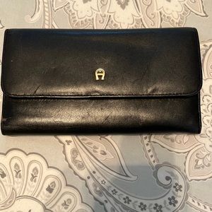 Aigner black wallet